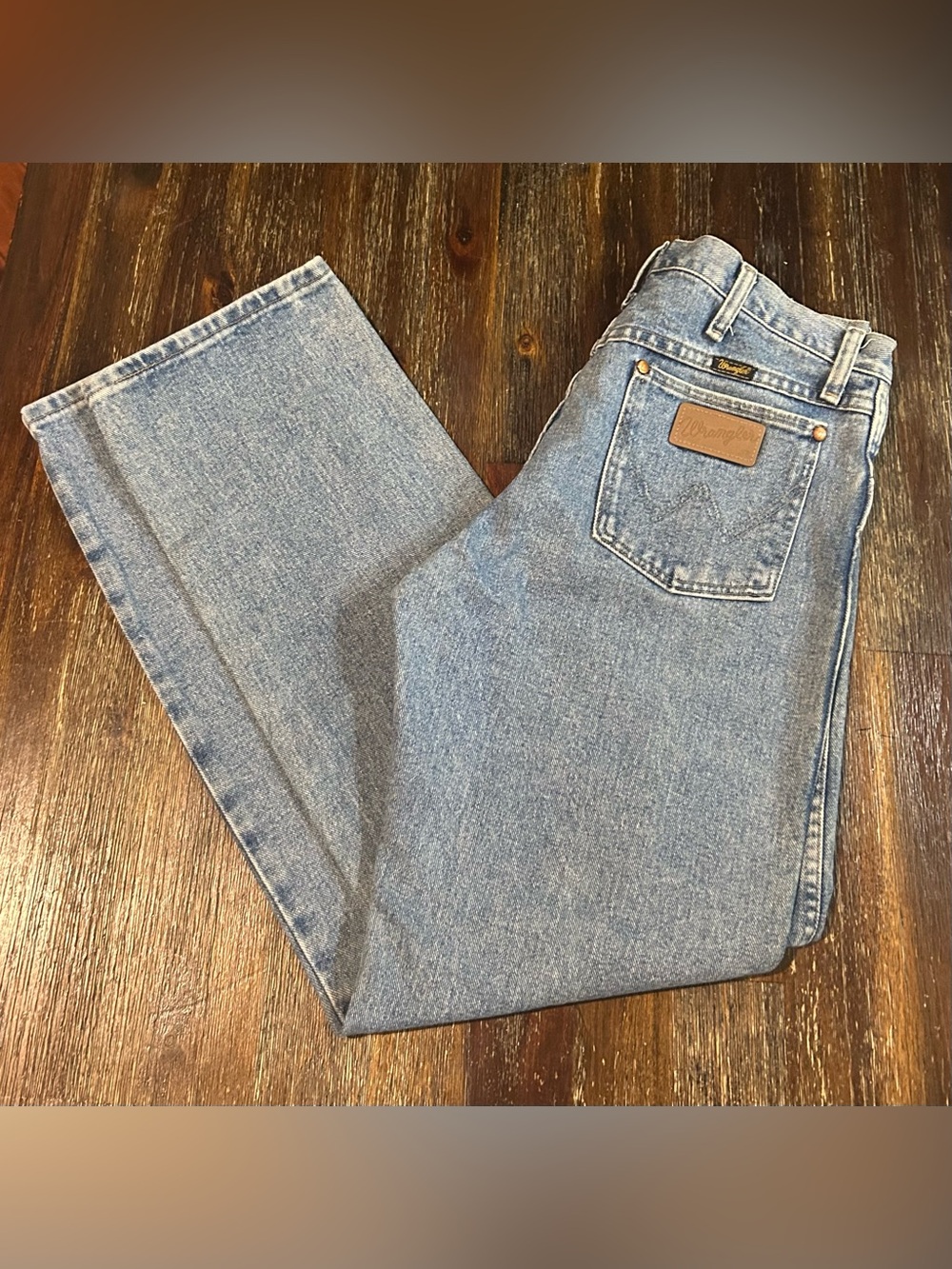 NWOT WRANGLER ANTIQUE WASH UNISEX  Cowboy Cut Original Fit Jean